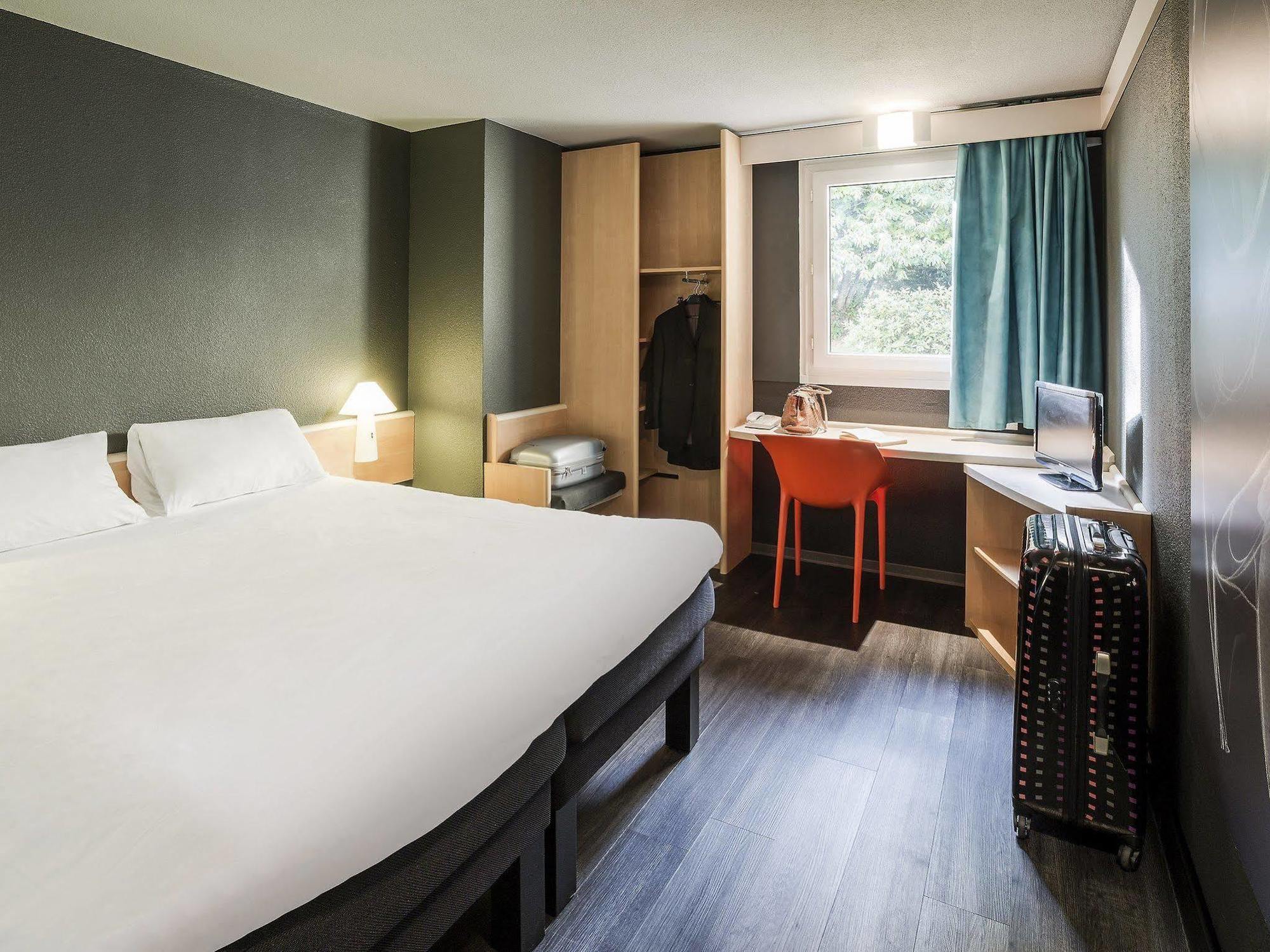 Ibis Rennes Cesson Hotel Exterior photo
